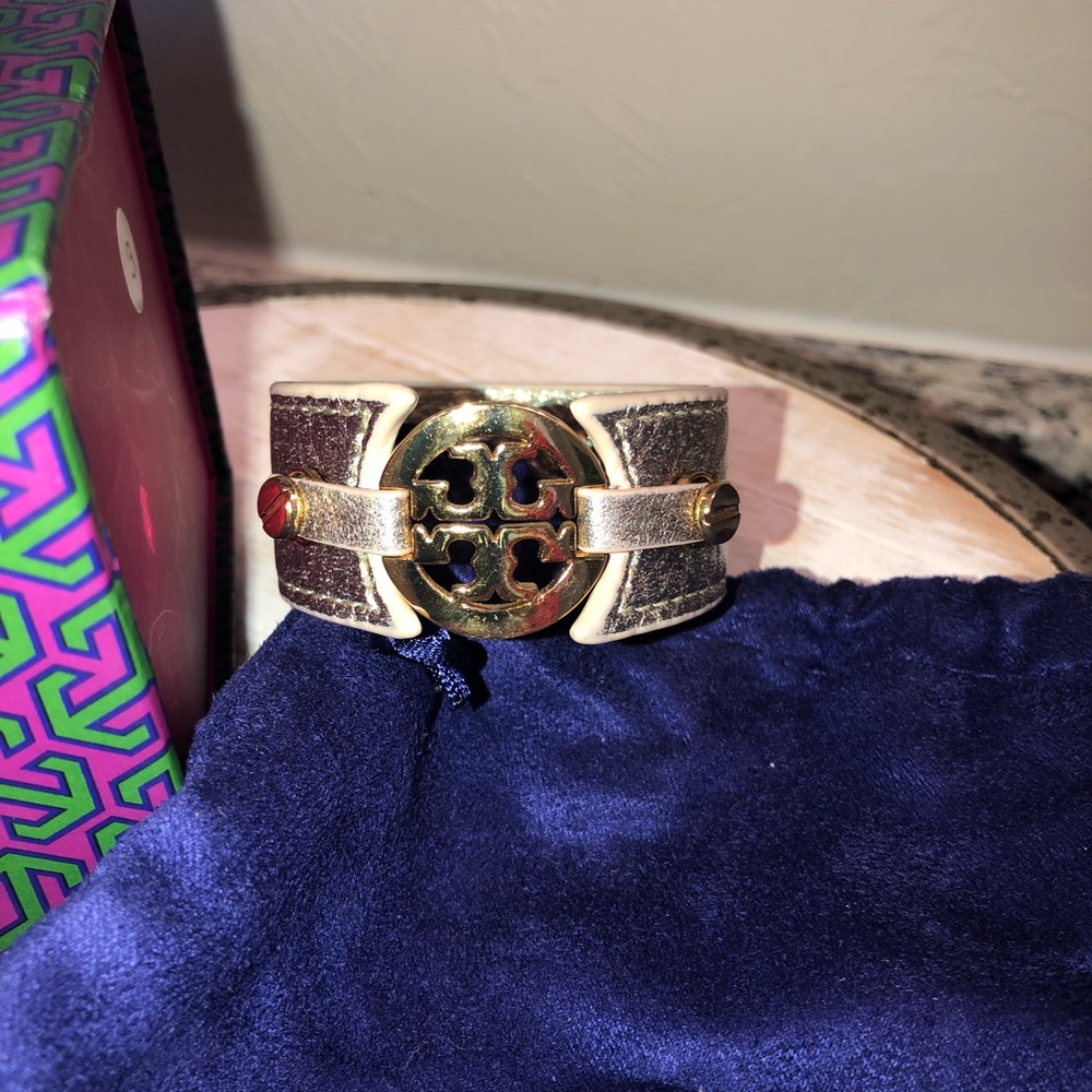 Tory Burch Bracelet!